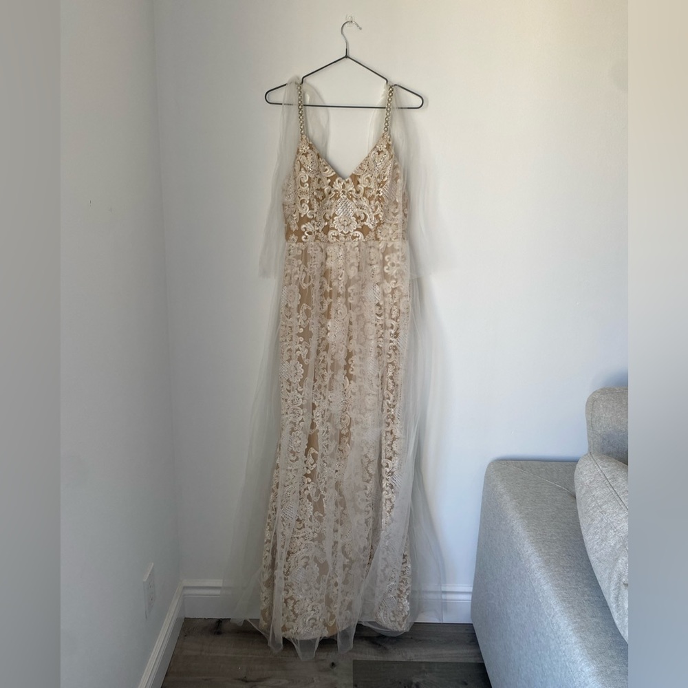 Wedding Dress/Wedding Reception Dress with Lace, Pearl and Tulle detail